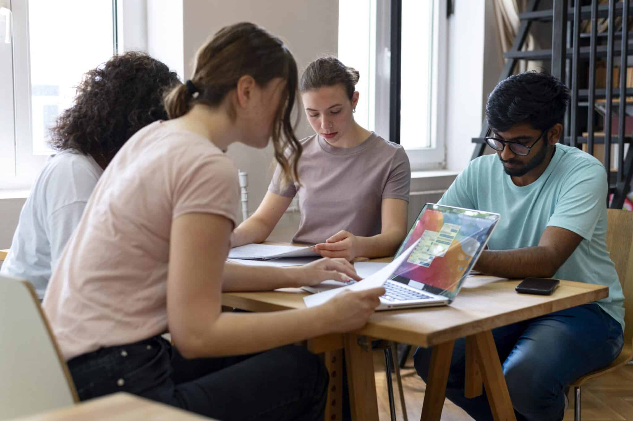 college-mates-studying-together